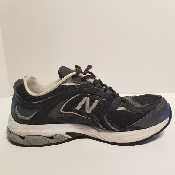New Balance Running Shoes - Picture 6 of 10